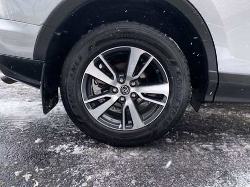 Used 2018 Toyota RAV4 XLE w/ Plus Extra Value Package image 24