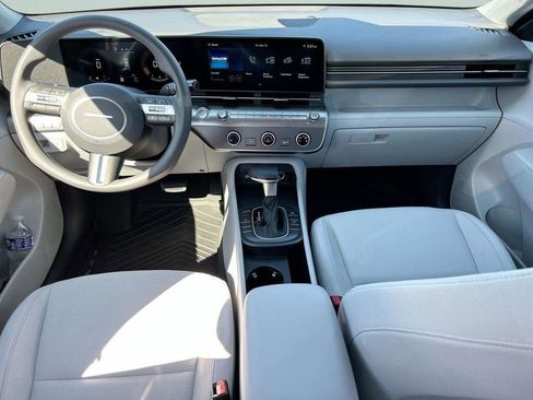 New 2026 Hyundai Kona SE image 12