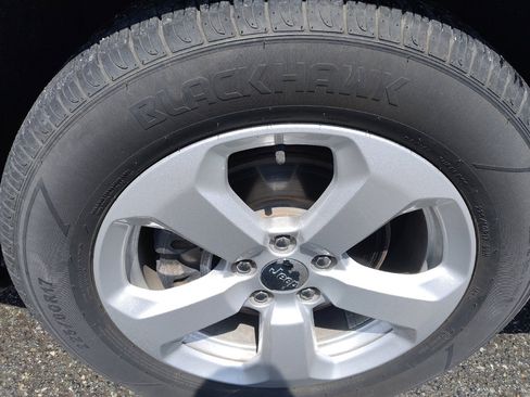 Used 2019 Jeep Compass Latitude w/ Popular Equipment Group AWD/4WD image 31