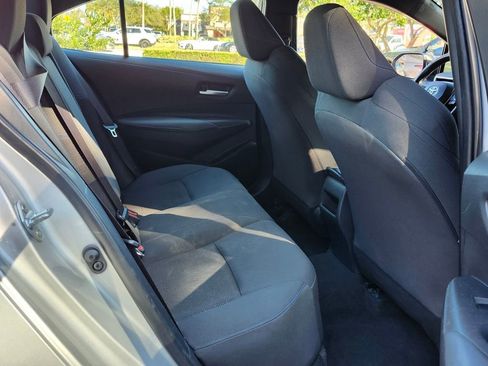Used 2022 Toyota Corolla SE image 17