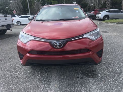 Used 2017 Toyota RAV4 LE image 8