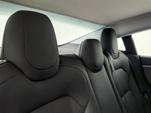 Used 2025 Tesla Model 3 Long Range RWD image 39