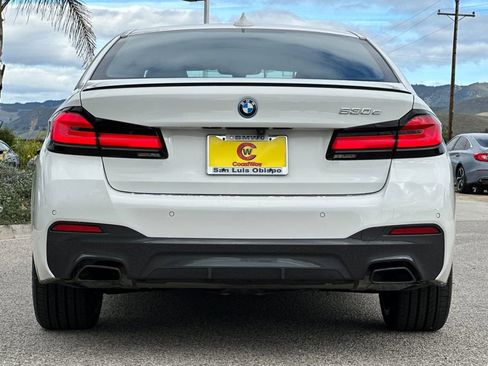 Used 2023 BMW 530e w/ M Sport Package image 4