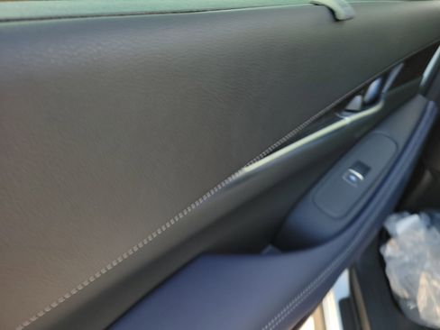 New 2026 INFINITI QX60 Sport w/ Dark Cargo Package image 8