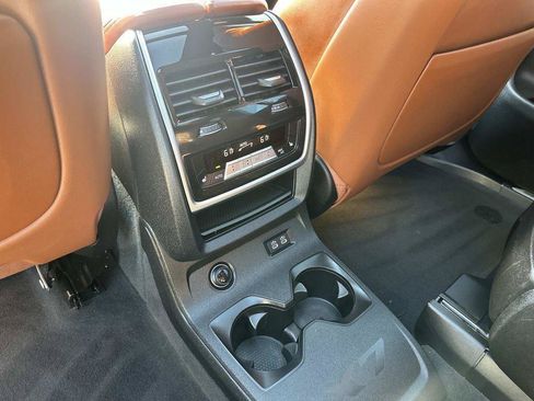 Used 2023 BMW X7 M60i w/ Executive Package AWD/4WD image 36