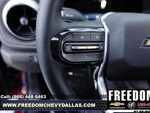 Used 2023 Chevrolet Colorado LT w/ LT Convenience Package II image 21