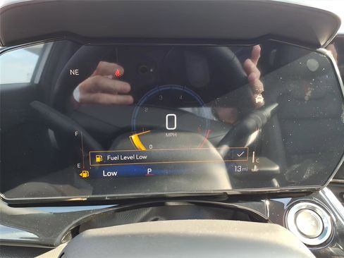 New 2026 Chevrolet Trax RS w/ Driver Confidence Package image 18