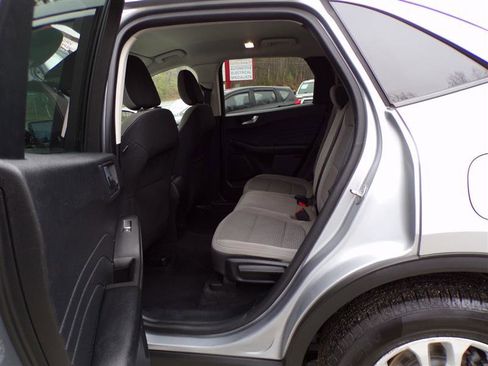 Used 2021 Ford Escape SE image 26