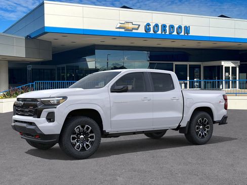 New 2026 Chevrolet Colorado Z71 image 2