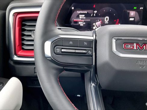 Used 2025 GMC Canyon AT4 w/ AT4X Package image 25