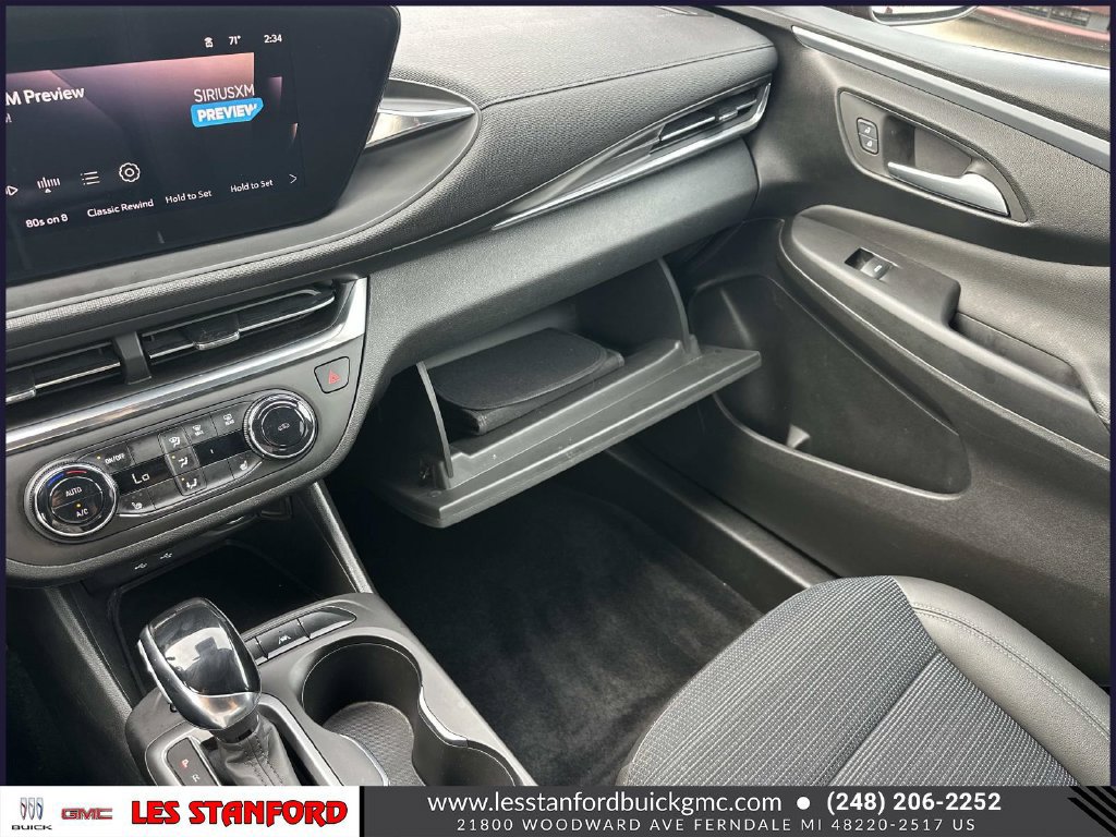 Used 2024 Buick Envista Preferred w/ Convenience I Package FWD image 33