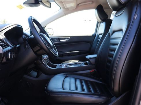 Used 2024 Ford Edge SEL AWD/4WD image 12