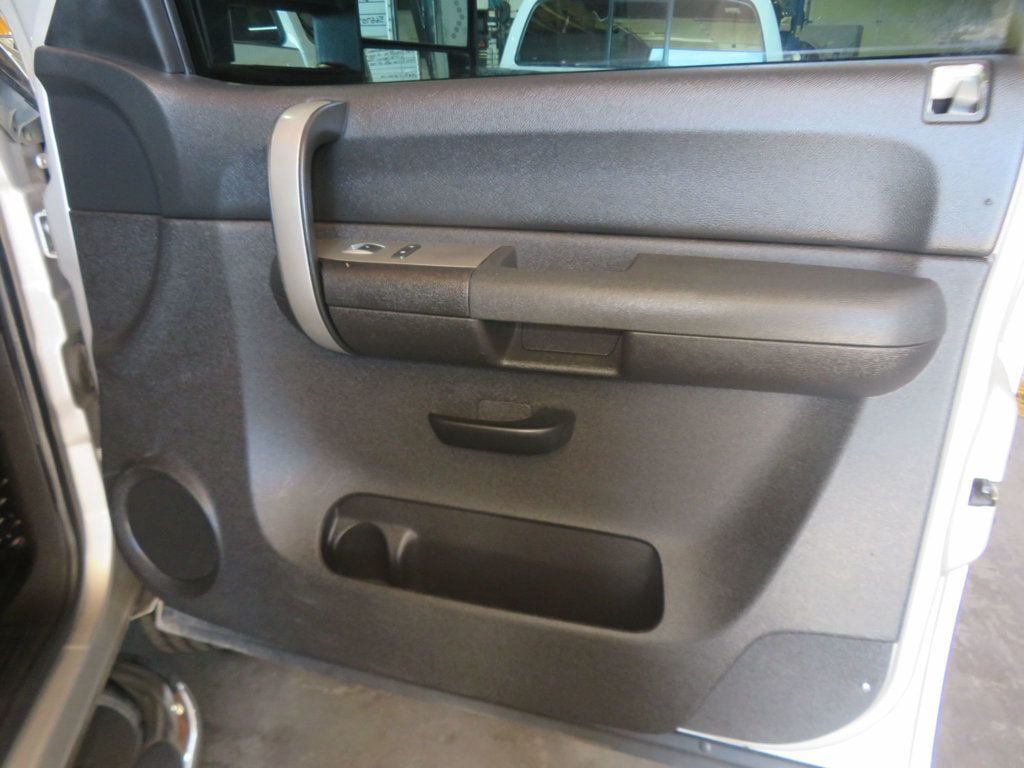 Used 2008 Chevrolet Silverado 3500 LT w/ EZ-Lift Tailgate Package RWD image 29