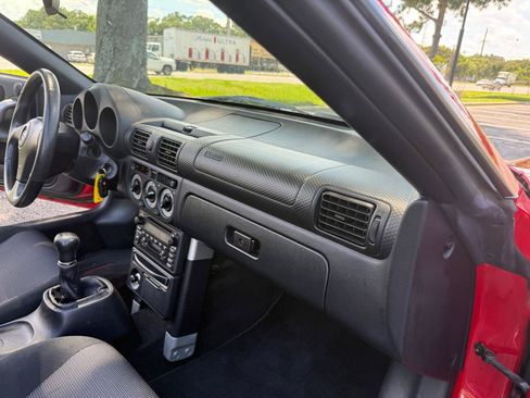 Used 2002 Toyota MR2 RWD image 31