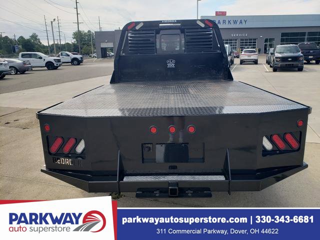 Used 2022 Ford F550 4x4 Crew Cab Super Duty w/ XLT Value Package image 6
