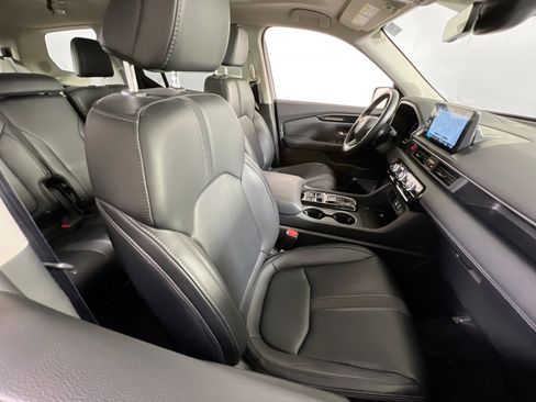 Used 2023 Honda Pilot Touring image 29