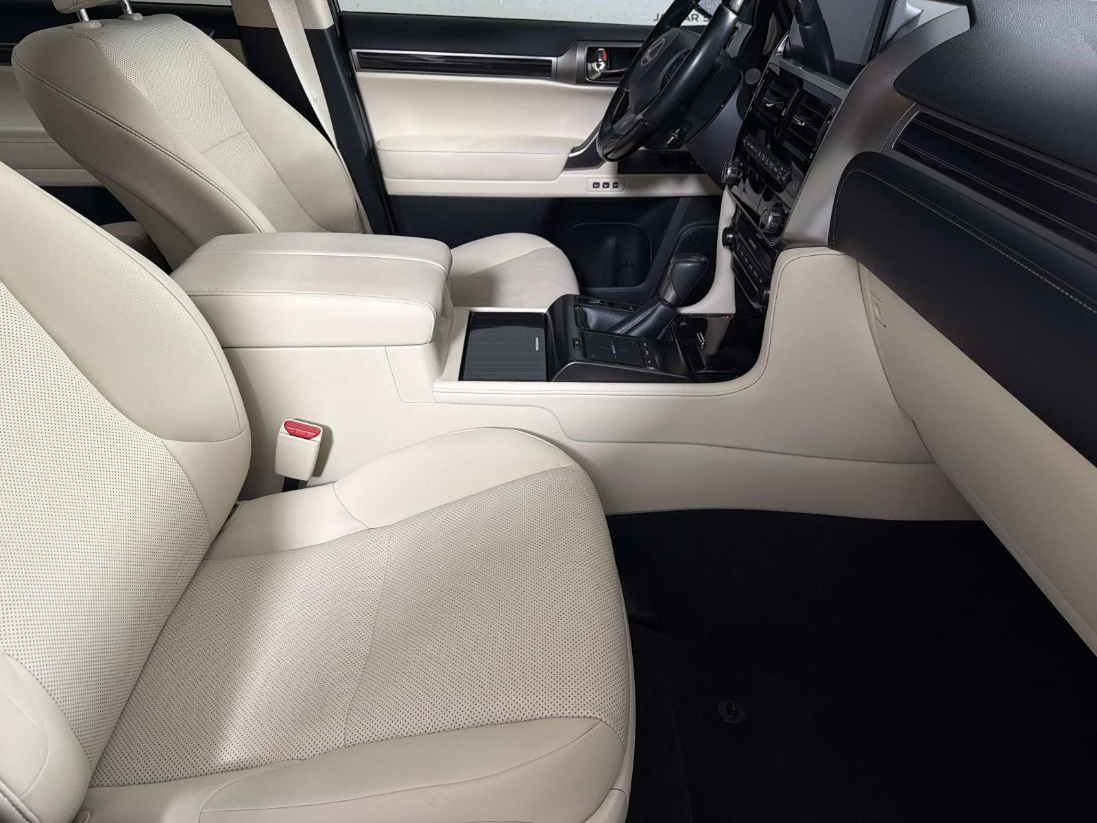 Used 2022 Lexus GX 460 Premium w/ Premium Package AWD/4WD image 10