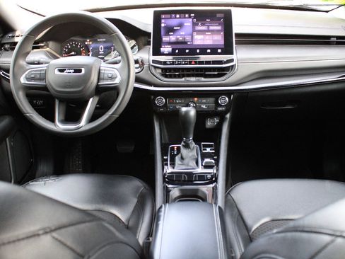 Certified 2022 Jeep Compass Latitude AWD/4WD image 19