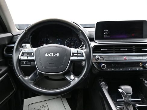Used 2022 Kia Telluride S FWD image 14