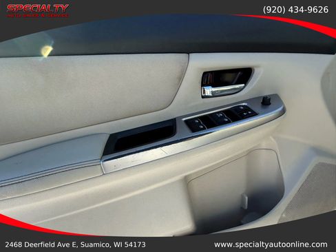 Used 2015 Subaru Crosstrek 2.0i Premium image 29