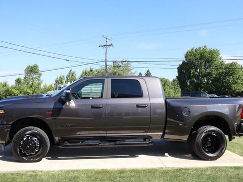 New 2026 RAM 3500 Laramie w/ Night Edition AWD/4WD image 35