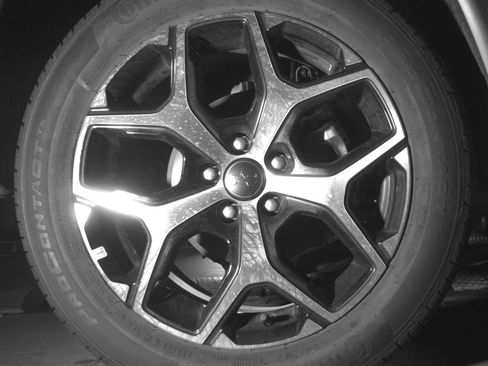 Used 2025 Jeep Compass Limited image 15