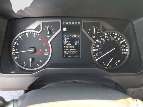 Certified 2026 Toyota Tundra SR5 AWD/4WD image 10
