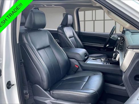 Used 2024 Ford Expedition XLT RWD image 29