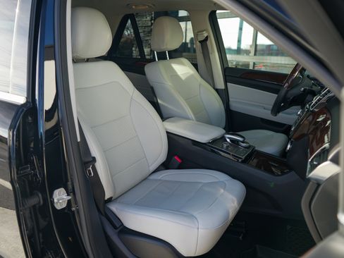 Used 2017 Mercedes-Benz GLE 350 4MATIC image 25