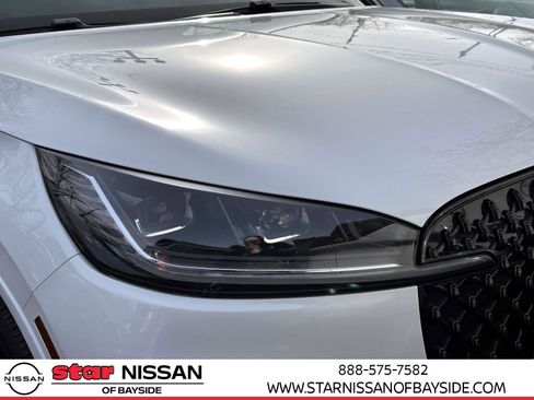 Used 2025 Lincoln Aviator Reserve w/ Jet Appearance Package image 5