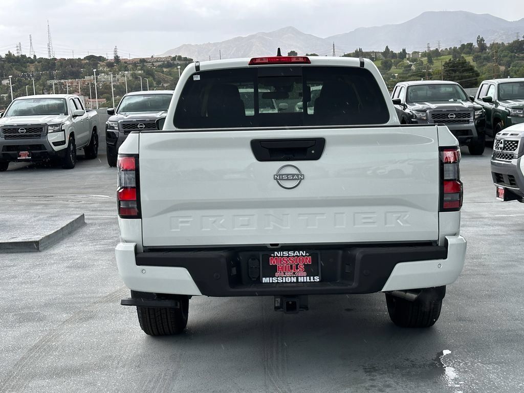 New 2026 Nissan Frontier SV w/ Tow Package RWD image 5