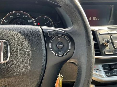 Used 2015 Honda Accord Sport image 19