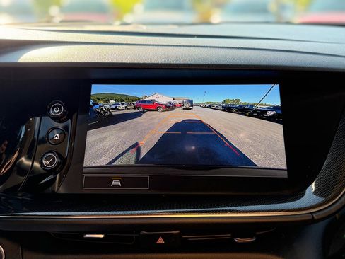Used 2023 Buick Envision Preferred AWD/4WD image 31