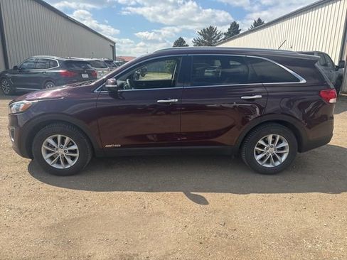 Used 2018 Kia Sorento LX AWD/4WD image 4