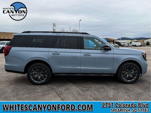 New 2026 Ford Expedition Max Platinum w/ Stealth Appearance Package AWD/4WD image 11
