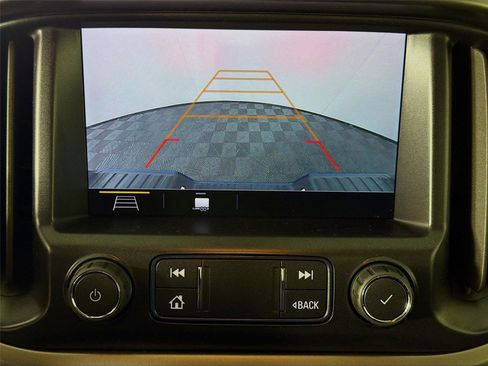 Used 2022 Chevrolet Colorado Z71 w/ LPO, Tonneau and Step Package image 15