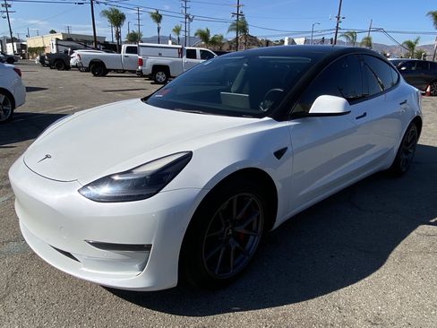 Used 2022 Tesla Model 3 Long Range AWD/4WD image 2