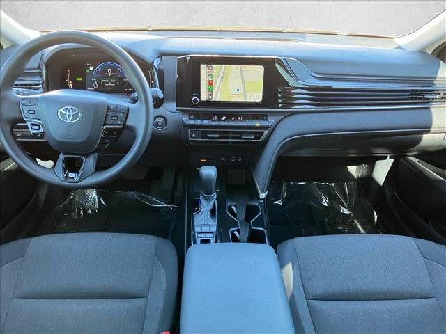 Used 2025 Toyota Camry LE FWD image 18