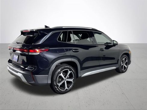 New 2025 Volkswagen Tiguan SE image 6