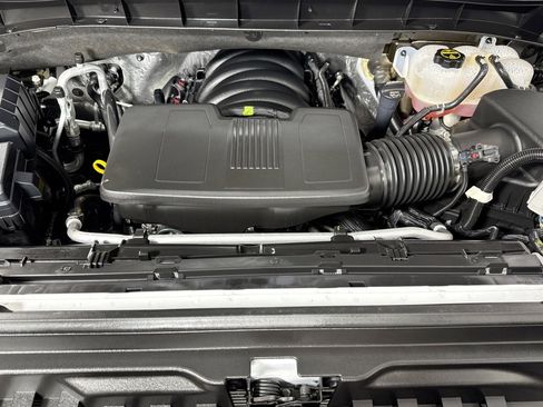 Used 2025 GMC Sierra 1500 AT4 image 28