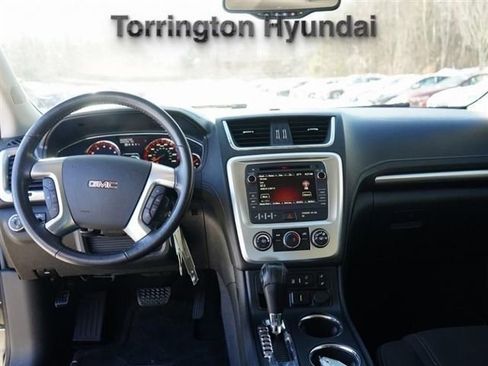 Used 2016 GMC Acadia SLE image 38