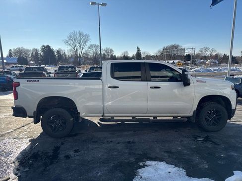 Used 2022 Chevrolet Silverado 1500 LT Trail Boss image 6