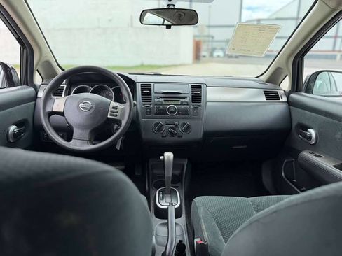 Used 2011 Nissan Versa 1.8 S w/ Plus Pkg FWD image 13