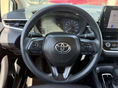 Used 2024 Toyota Corolla LE FWD image 13