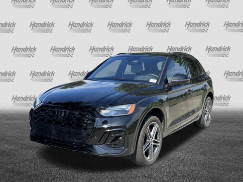 Used 2024 Audi Q5 e Premium Plus w/ Premium Plus Package AWD/4WD image 5