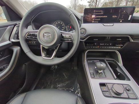 New 2026 MAZDA CX-90 3.3 Turbo w/ Preferred Package AWD/4WD image 15