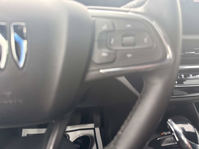 Used 2026 Buick Envista Avenir FWD image 38