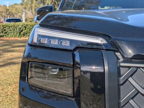 New 2026 Subaru Outback Touring XT image 9