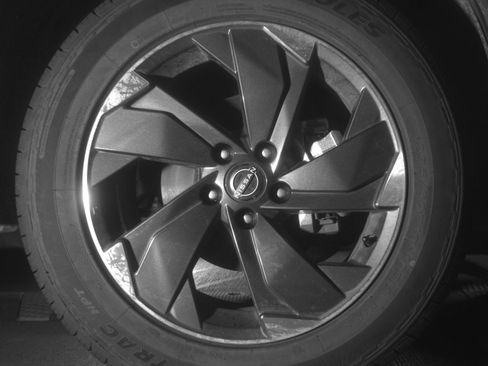 Used 2025 Nissan Rogue SV image 13