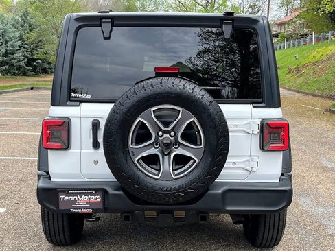 Used 2019 Jeep Wrangler Sport AWD/4WD image 20